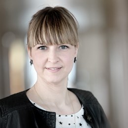 Ann G. Carøe